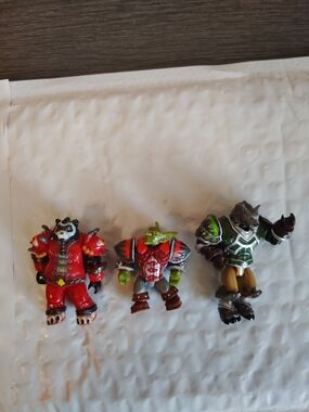 Mega Bloks World Of Warcraft 3 Action Figures Windpaw, Krazz And Worgen